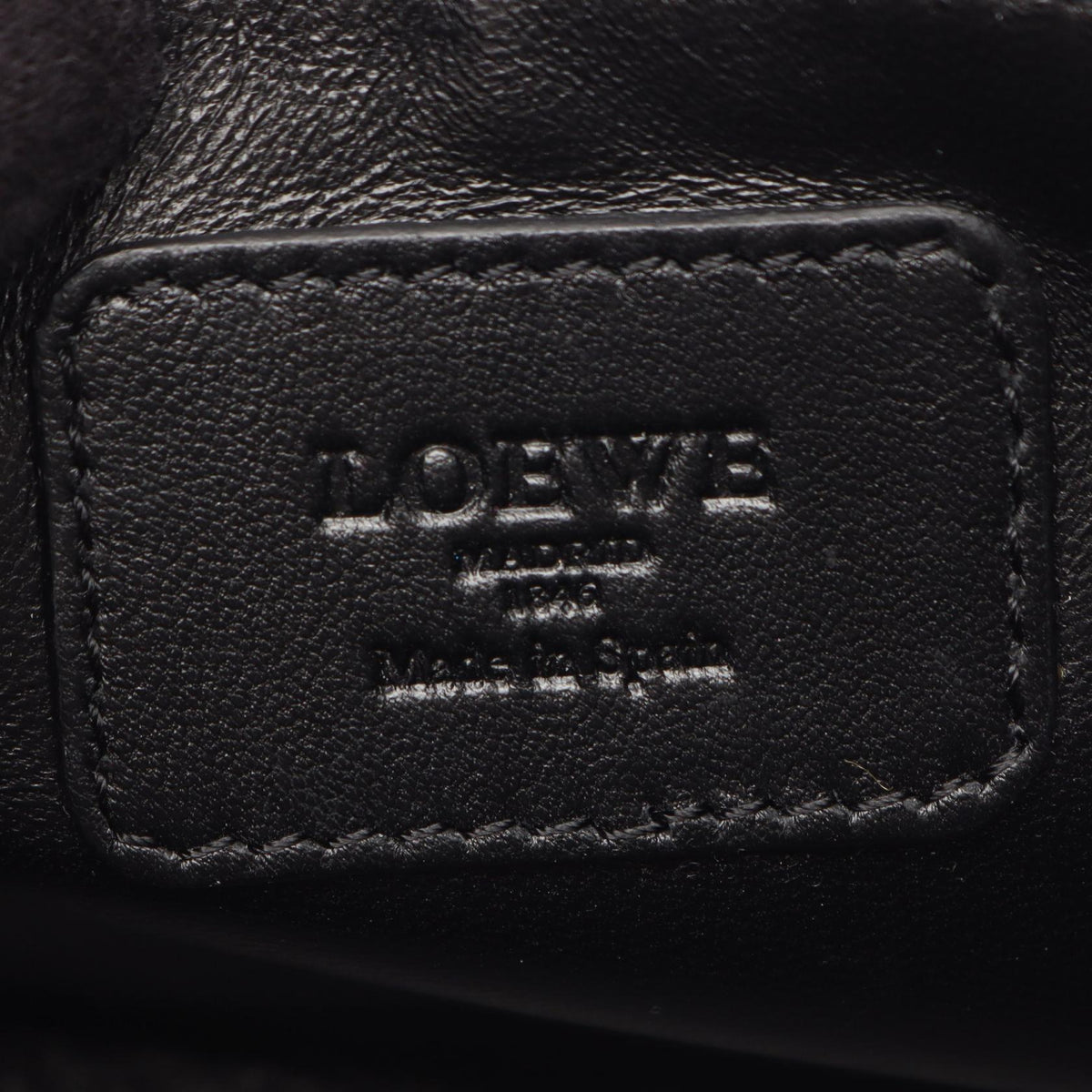 LOEWE Amazona 23 2WAY Handbag Beige/Black leather 2101219875897