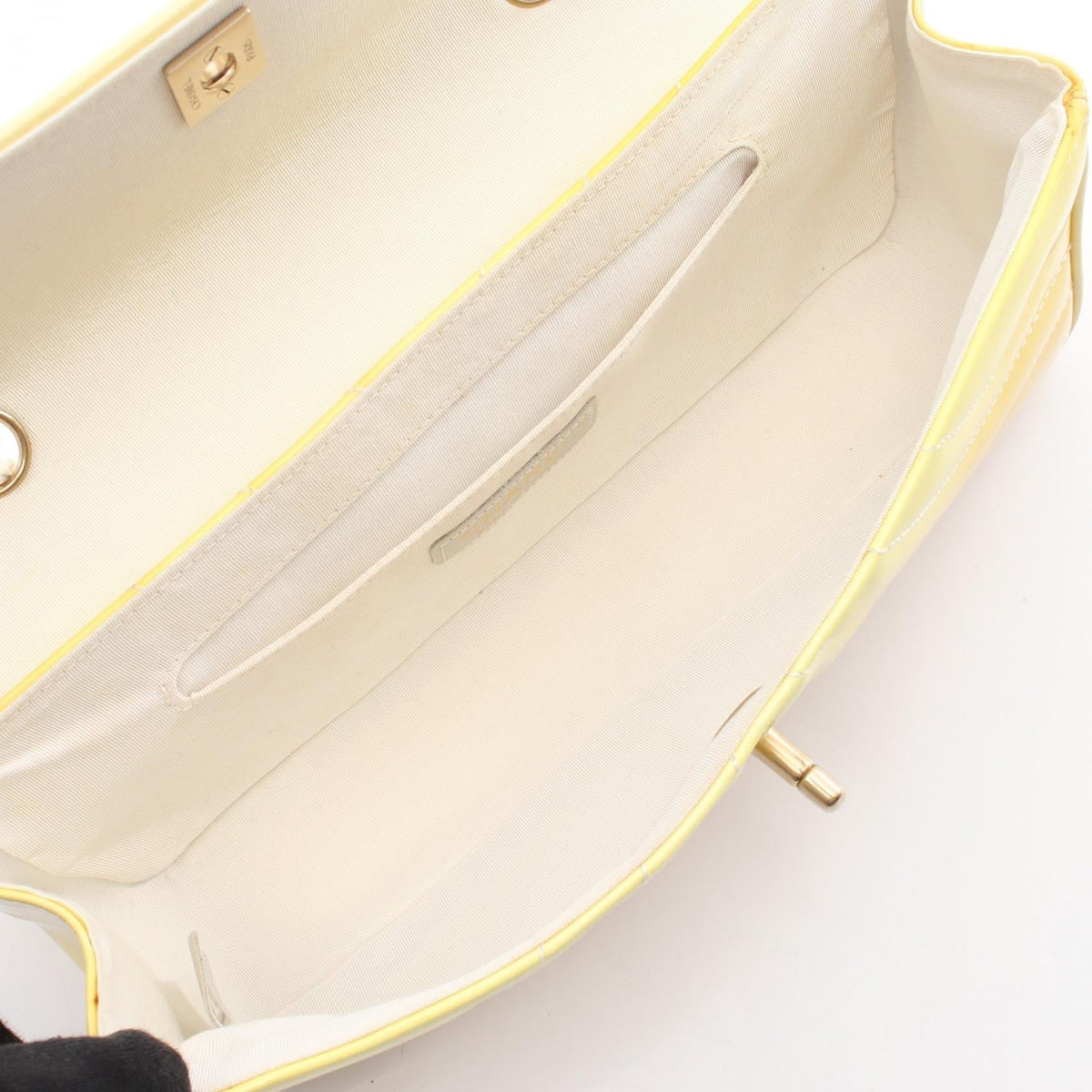 CHANEL Yellow V stitch Patent leather 2101219855189