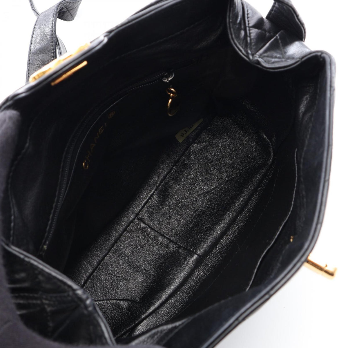 CHANEL Black Matelasse Lambskin (sheep leather) 2101219862149