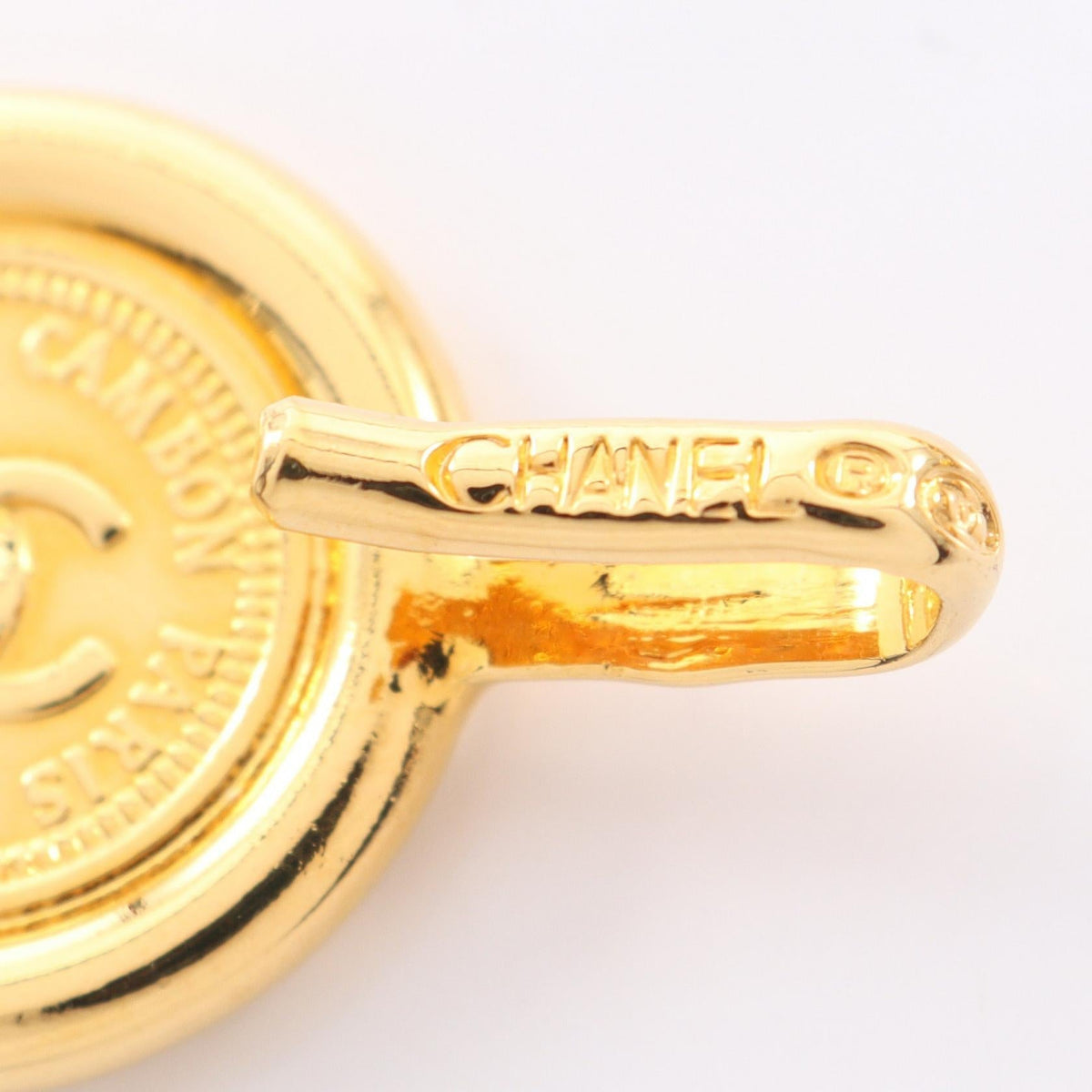 CHANEL Gold/Black COCO Mark Chain leather�Gold Plated 2100301253124