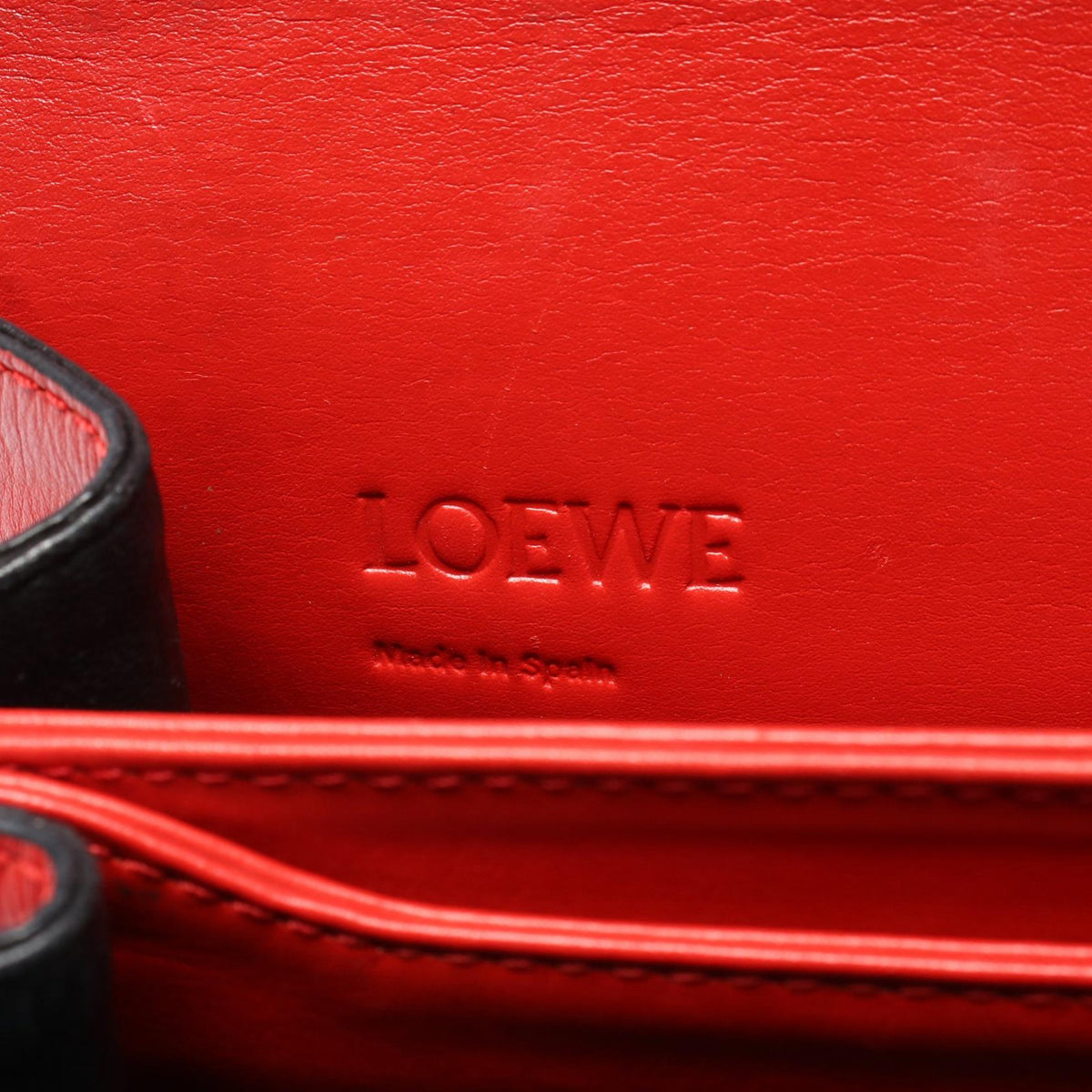 LOEWE Barcelona Shoulder Bag Red leather 2101219445298