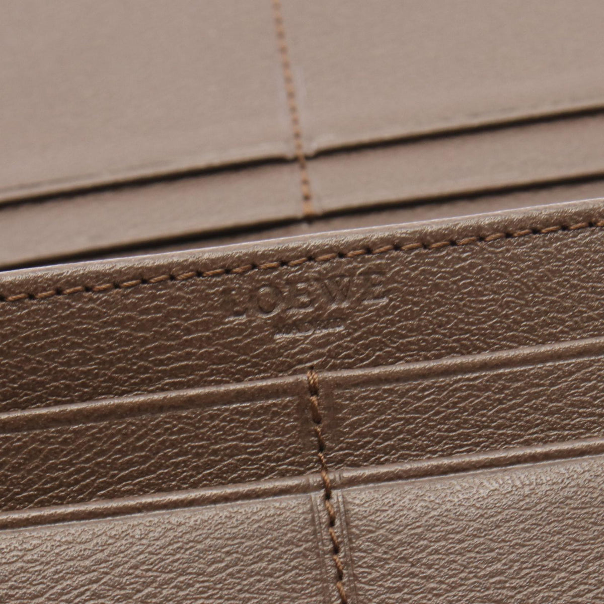 LOEWE anagram Bifoldpurse Brown leather 2101219728551