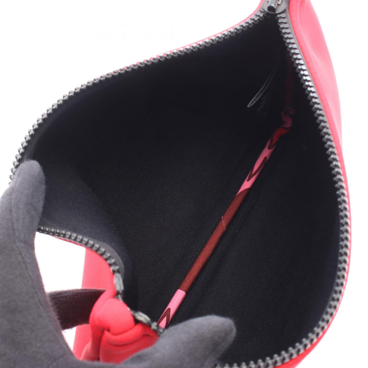 HERMES Neovan MM Pouch Red Other Neoprene 2101220080266