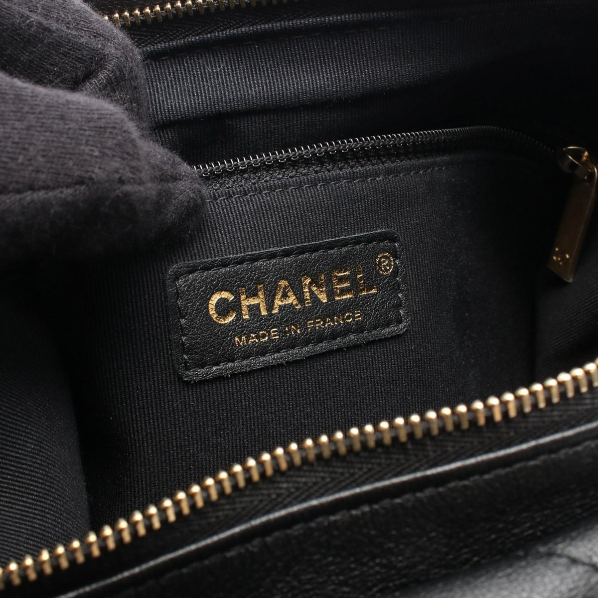 CHANEL Black Matelasse hobo bag Lambskin (sheep leather) 2101219790282