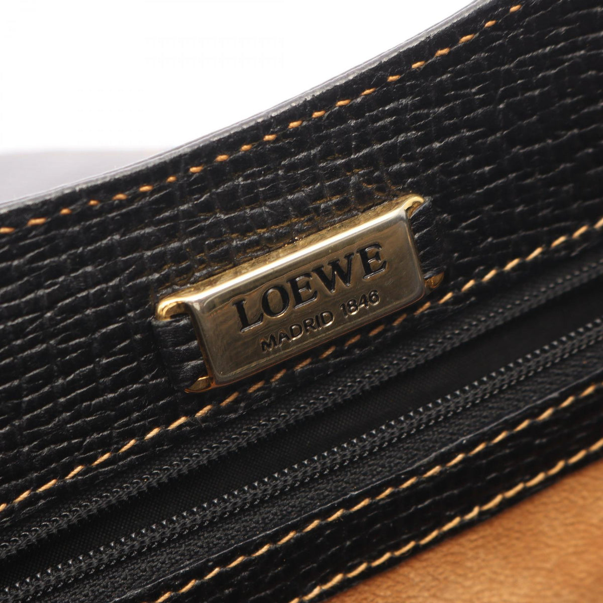 LOEWE Barcelona Shoulder Bag Black leather 2101219834771