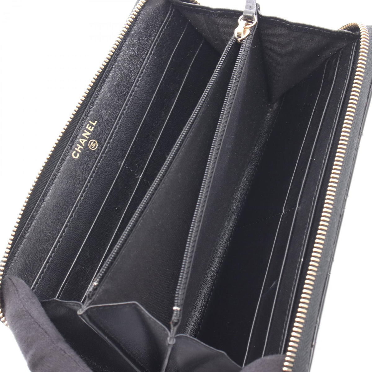 CHANEL Black Classic Long Zip Wallet Matelasse Patent leather AP1594 2106800616965