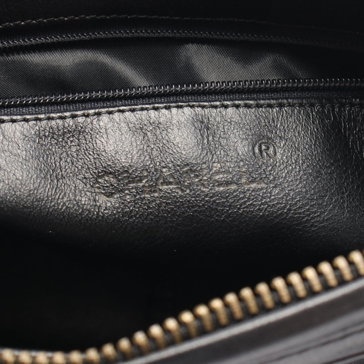 CHANEL Black V stitch Lambskin (sheep leather) 2101219504261