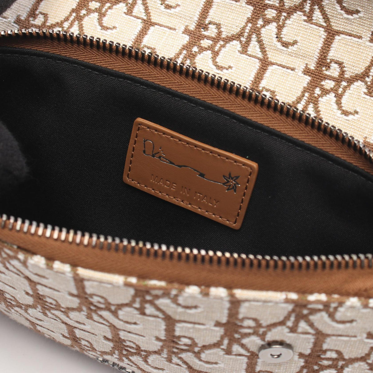Dior DIOR   TRAVIS SCOTT CACTUS JACK SADDLE Pouch Beige/Brown canvas 2101219565422