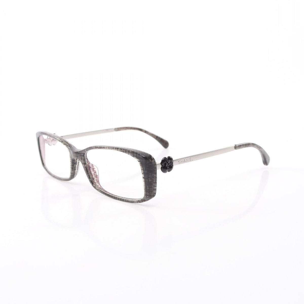 CHANEL Gray/Silver flour Other�Plastic / Metal 2120900128081