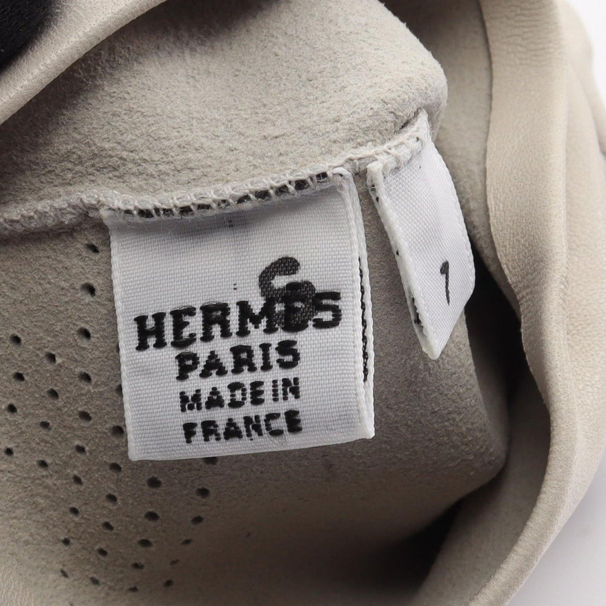 HERMES punching gloves White leather 2101220040697