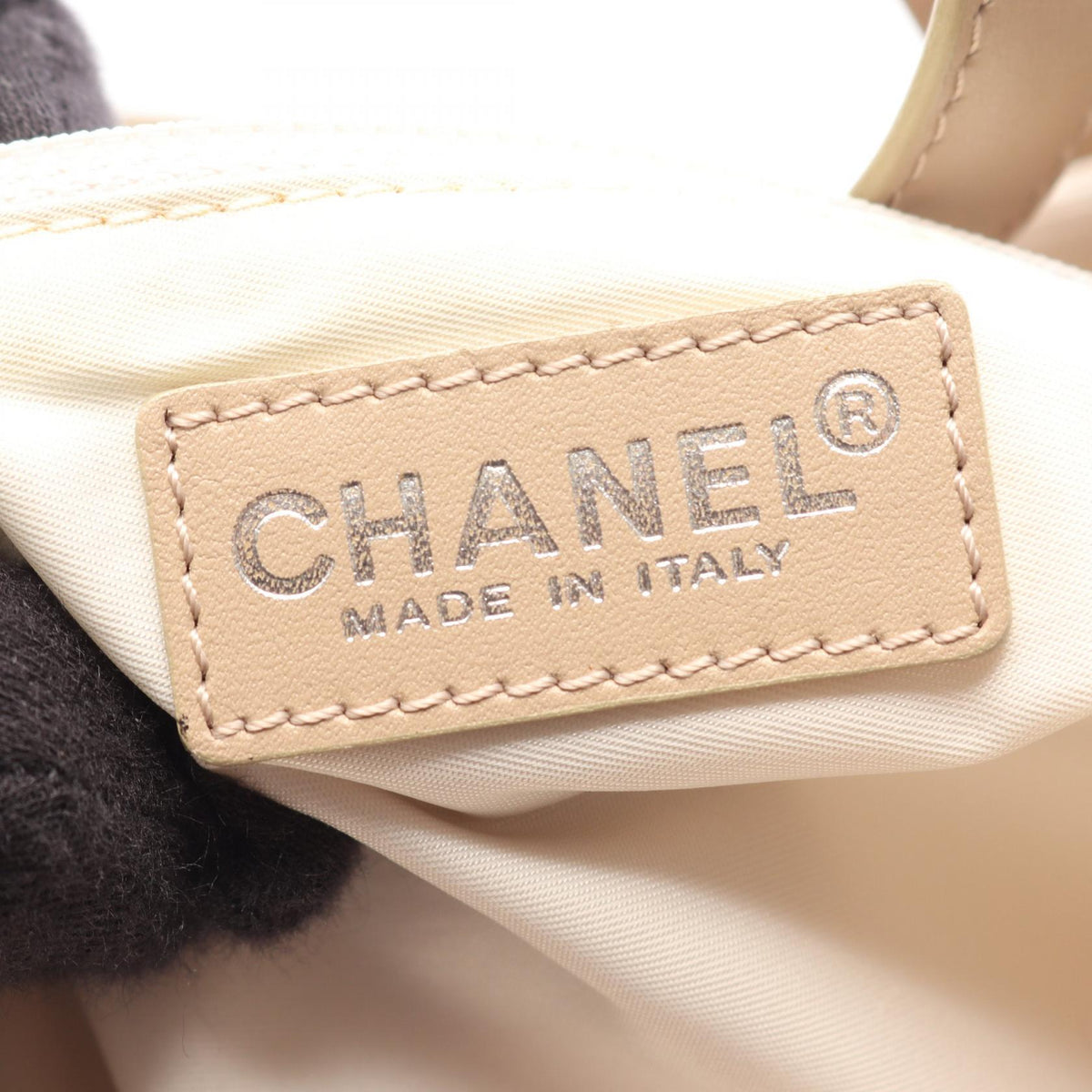 CHANEL Beige New Travel Line MM leather�Nylon canvas A15991 2101220056445