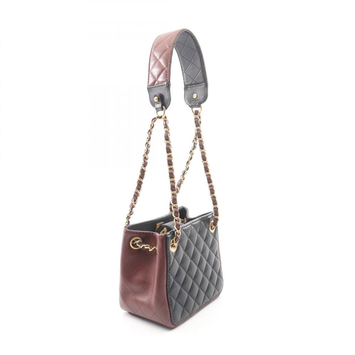 CHANEL Black/Bordeaux Matelasse small bucket bag Lambskin (sheep leather) 2101219997360