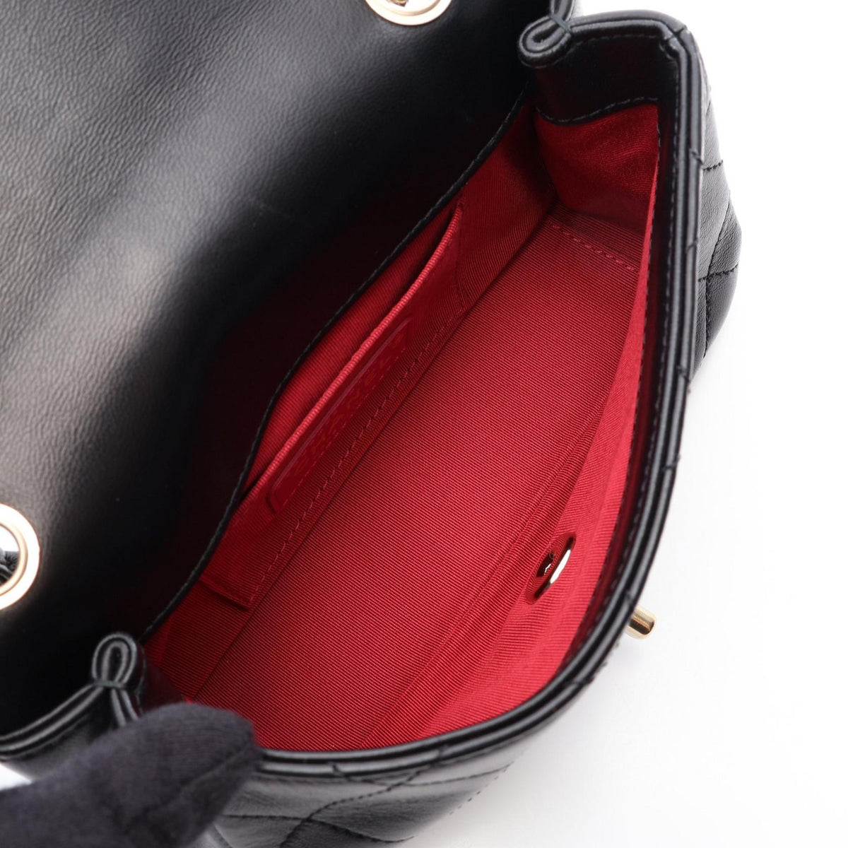CHANEL Black Matelasse Lambskin (sheep leather) 2101220079048