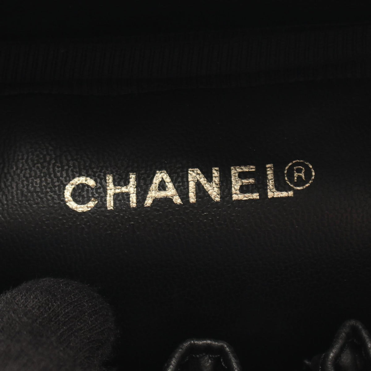 CHANEL Black COCO Mark Grained Calfskin leather A01998 2101220031589