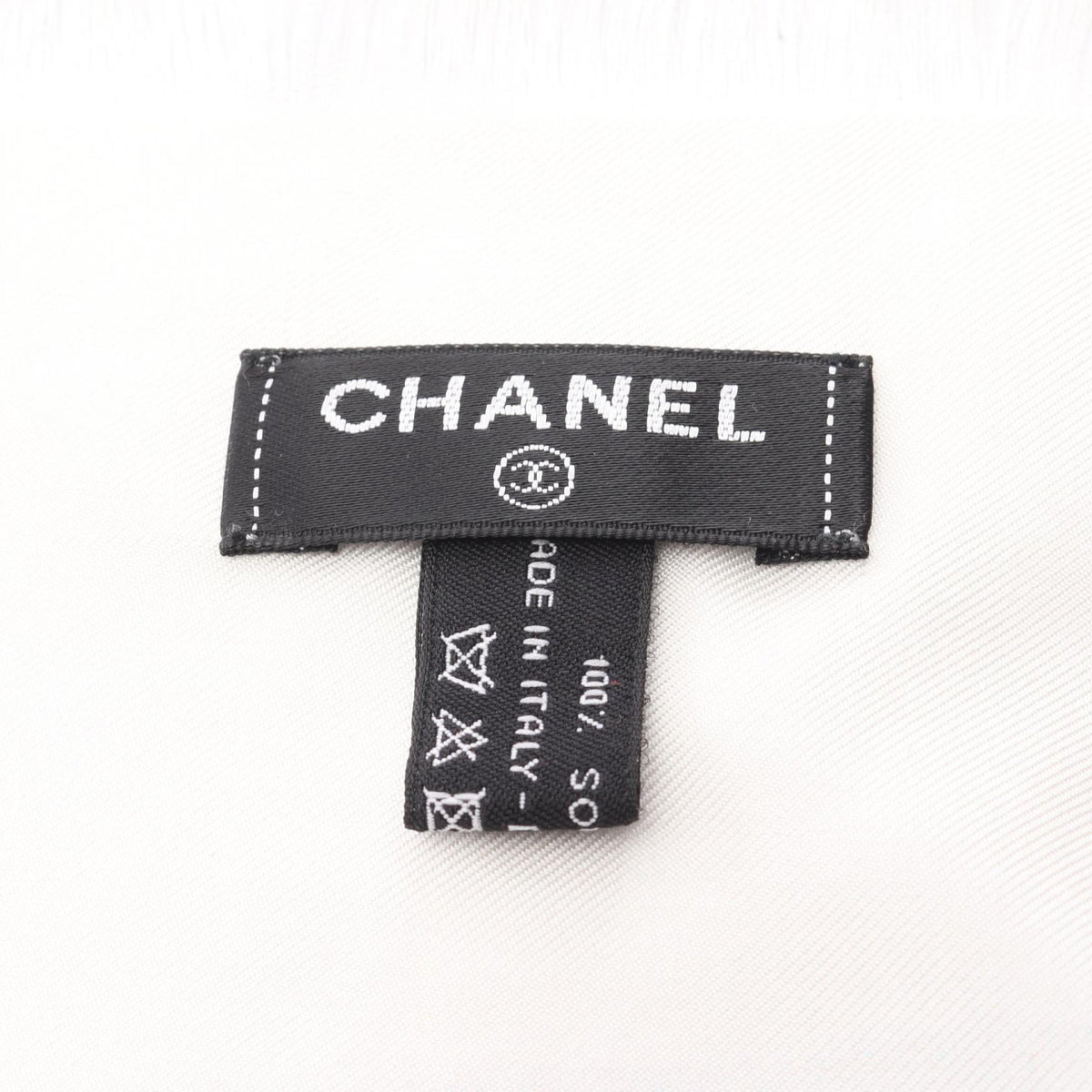 CHANEL Pink/Multicolor silk 2104102470728