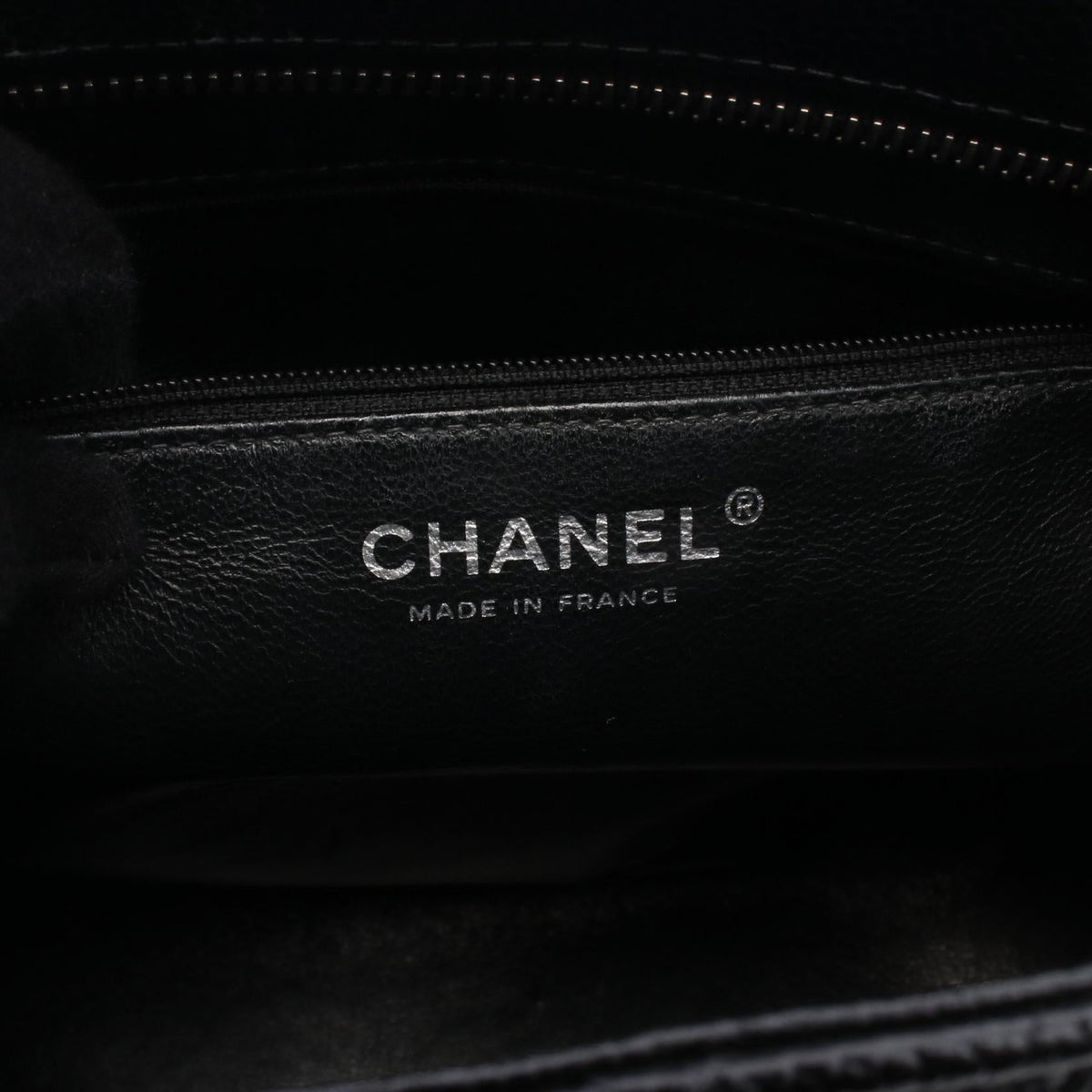 CHANEL Black Medallion tote Grained Calfskin leather A01804 2106800641516