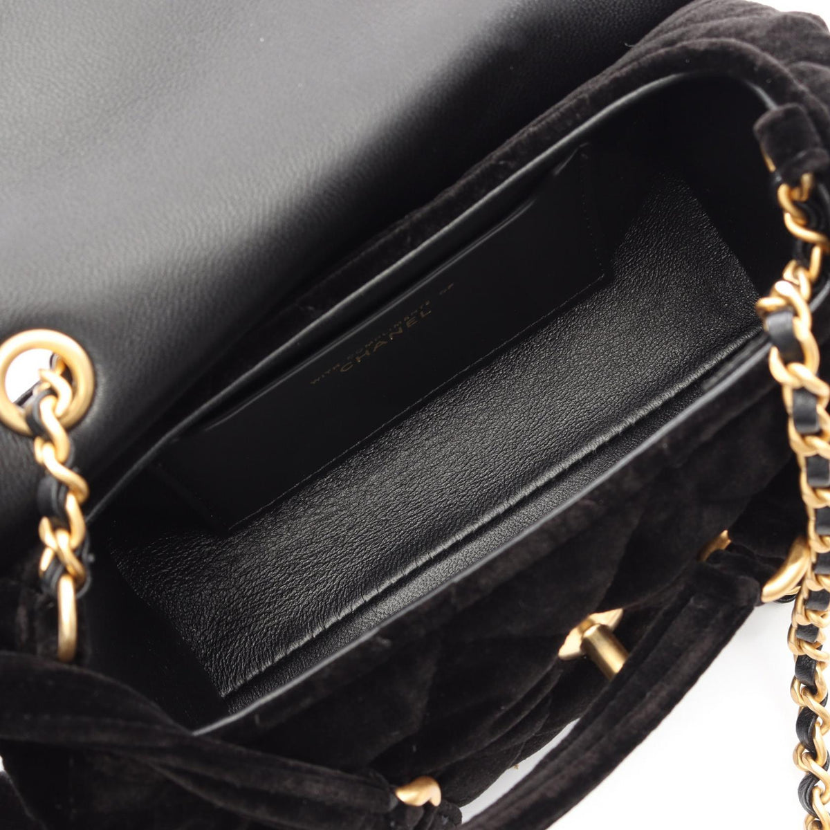 CHANEL Black Matelasse Mini 2WAY Fabric�leather 2101219910482