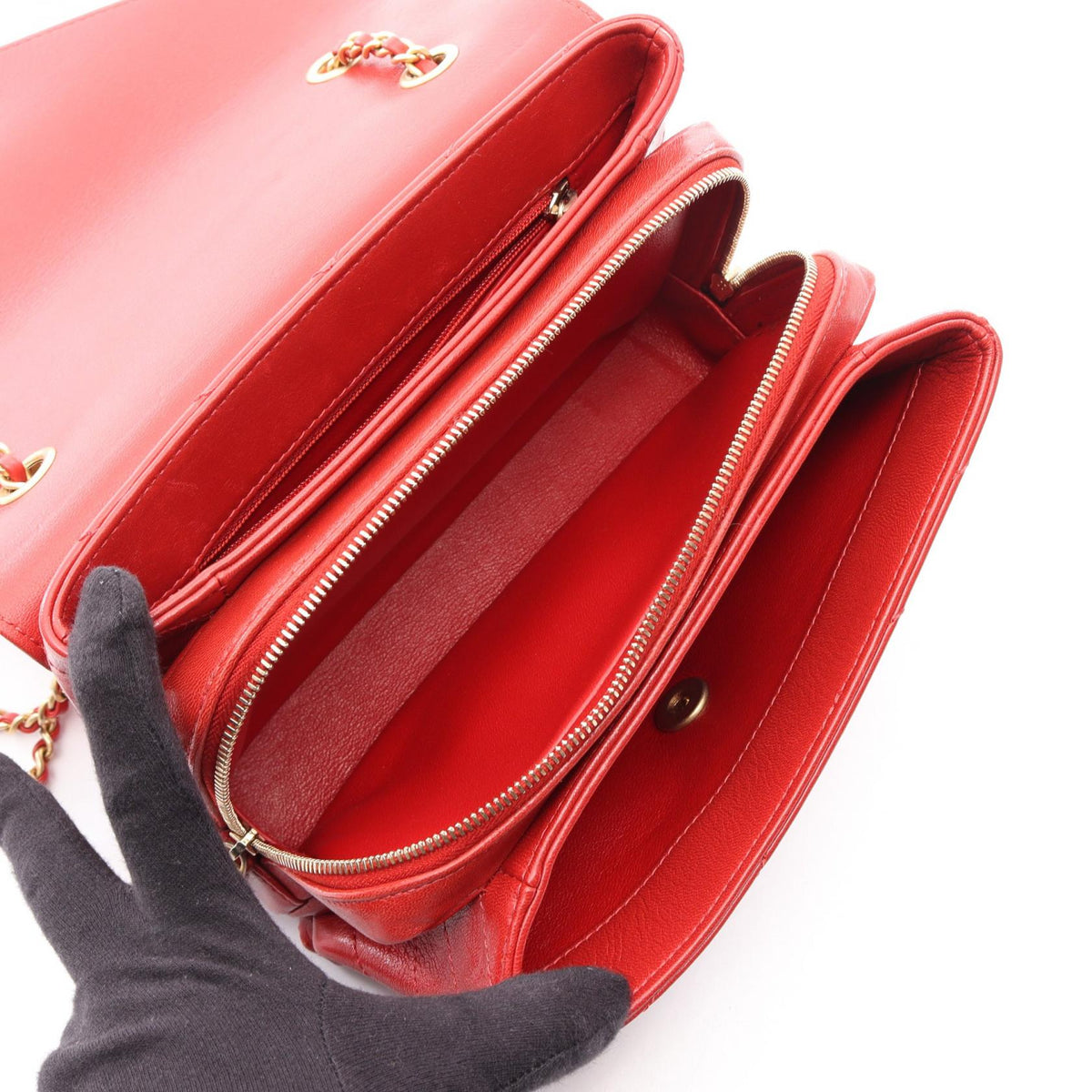 CHANEL Red Chevron V Stitch leather 2106800634846