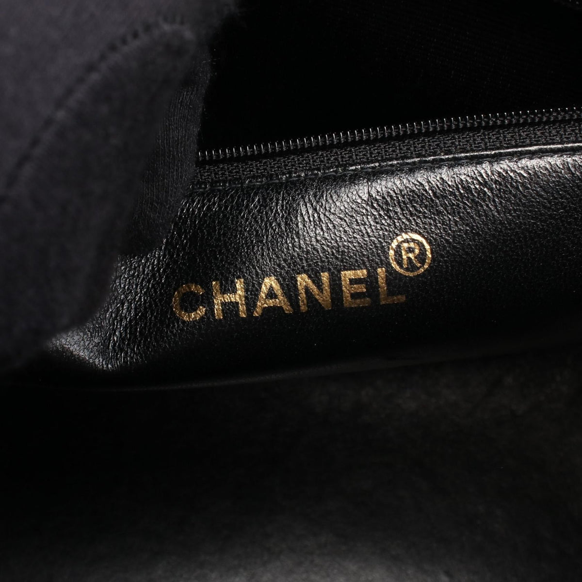 CHANEL Black Medallion tote Grained Calfskin leather A01804 2106800641820