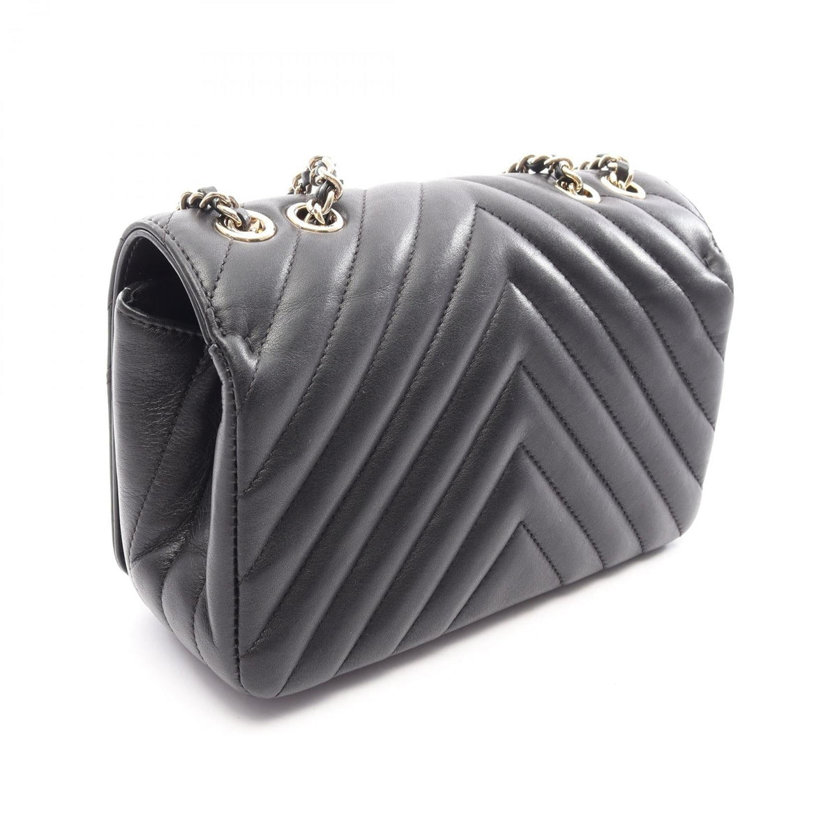 CHANEL Black Chevron V Stitch Lambskin (sheep leather) 2104102537452