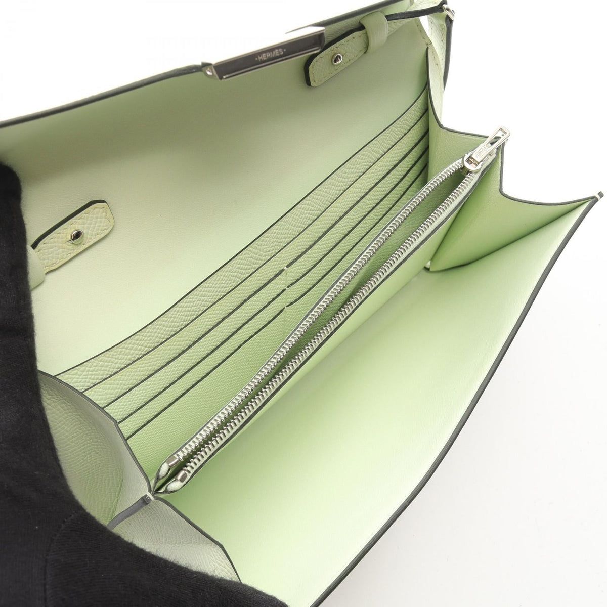 HERMES constance long to go Shoulder BagVert Fizz Vert Fizz Green Epsom leather Calfskin (cowhide) Epsom 2104102529563