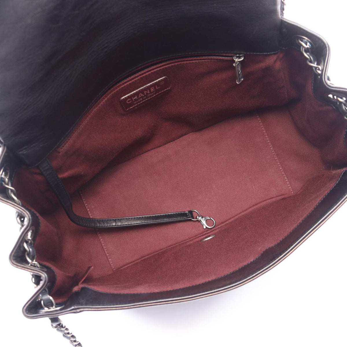 CHANEL Black Matelasse Chain Around Antique Hardware Calfskin (cowhide) 2104102537360