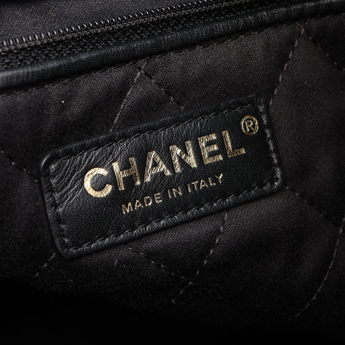CHANEL Black chanel 22 leather AS3859 2104102537407