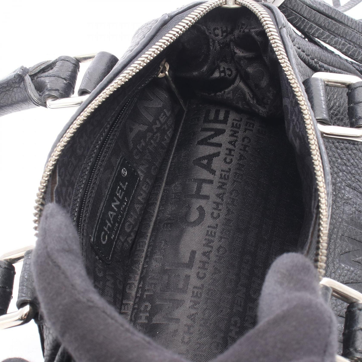 CHANEL Black logo leather 2101219939407