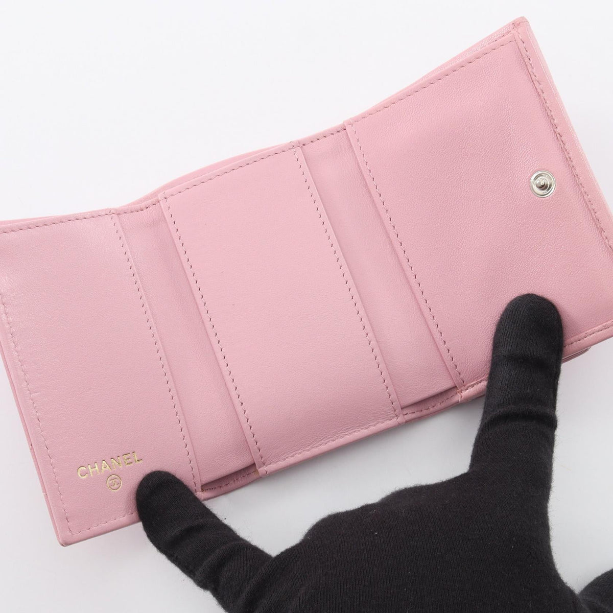 CHANEL Pink 19 dix-neuf 19 small flap wallet Lambskin (sheep leather) 2106800643299
