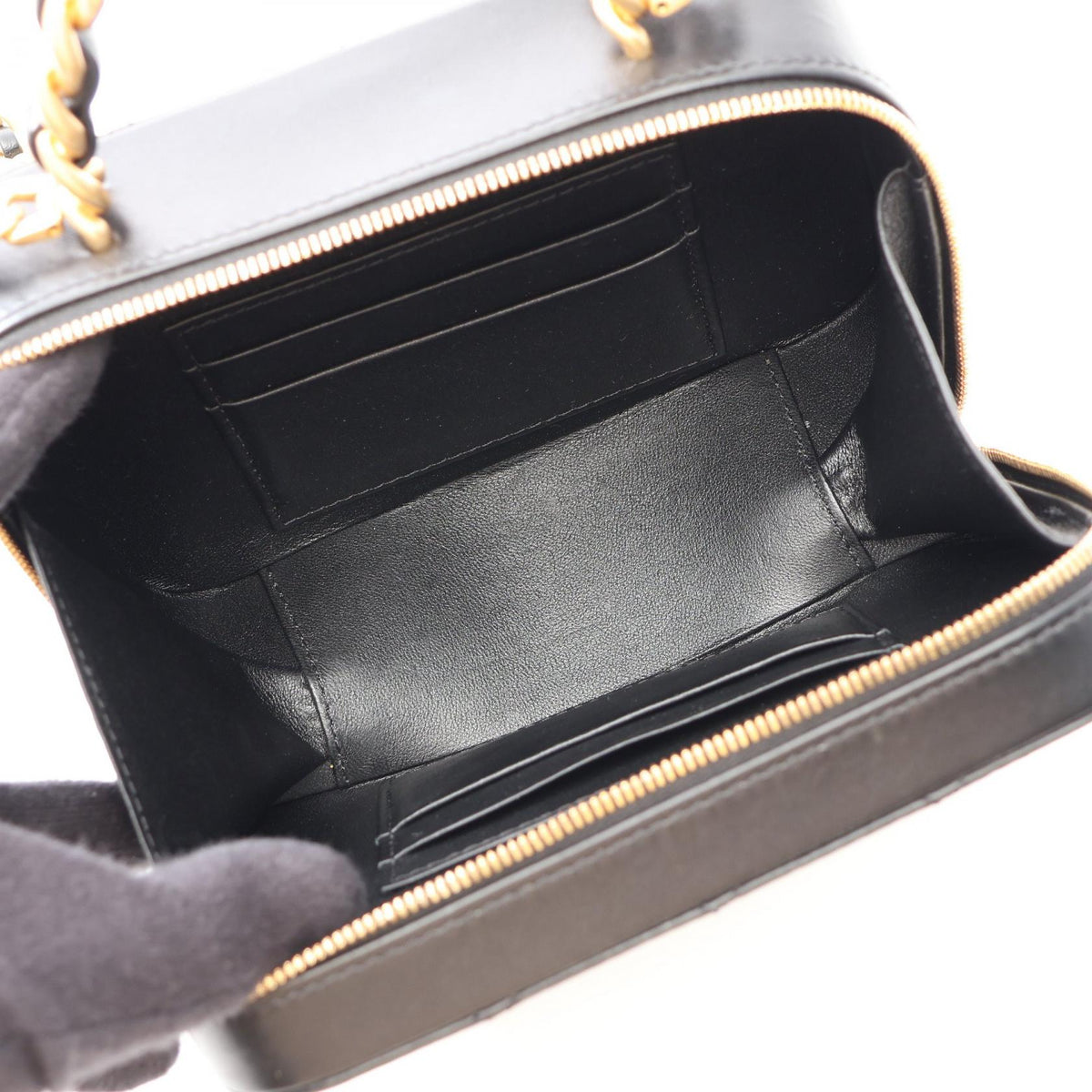 CHANEL Black Matelasse vanity Lambskin (sheep leather) AS3318 2106800636482