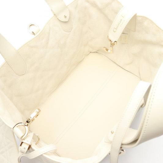 Dior Toujours Medium Macrocannage Handbag White leather M2821OSNW 2104102526357