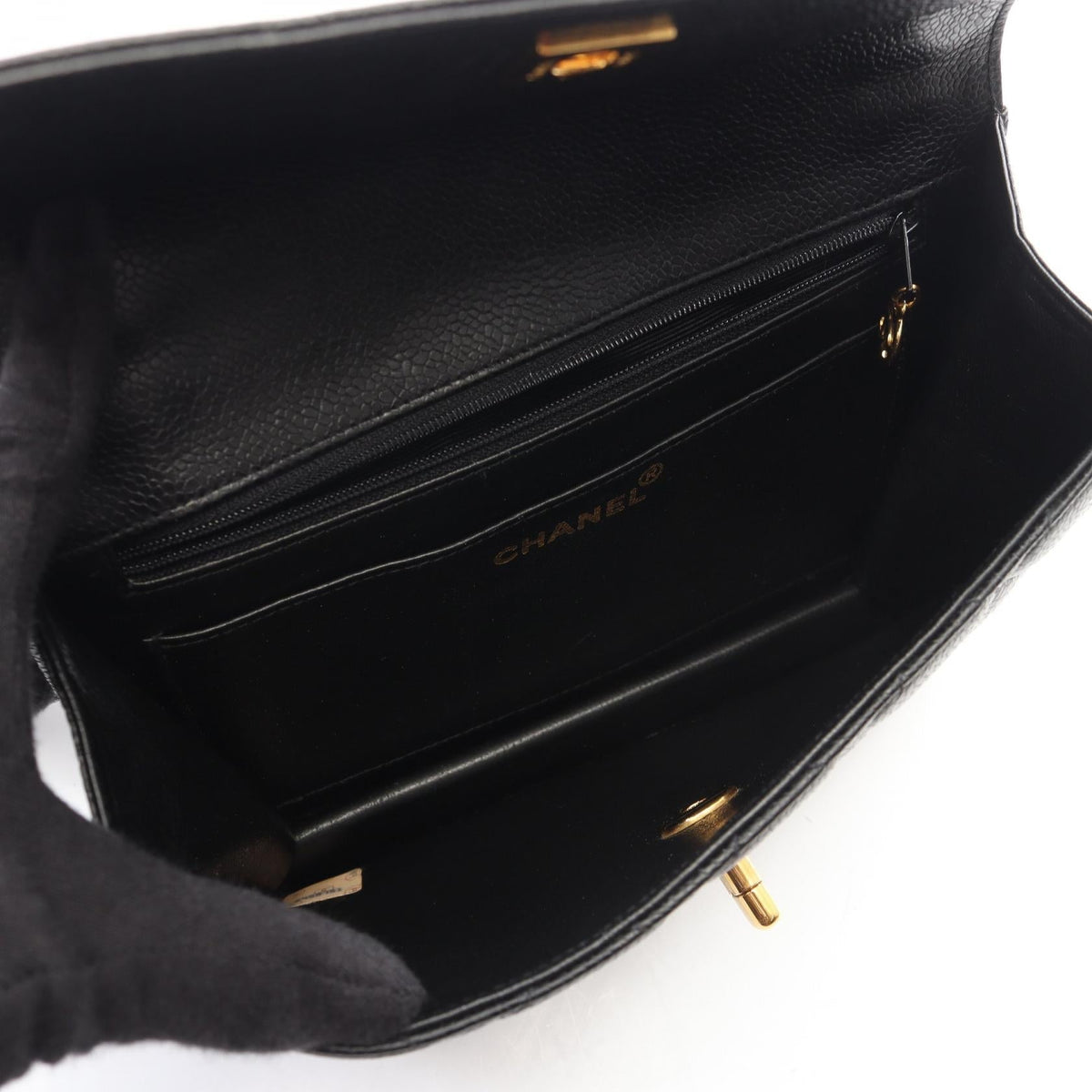 CHANEL Black Matelasse Grained Calfskin leather 2101220101930