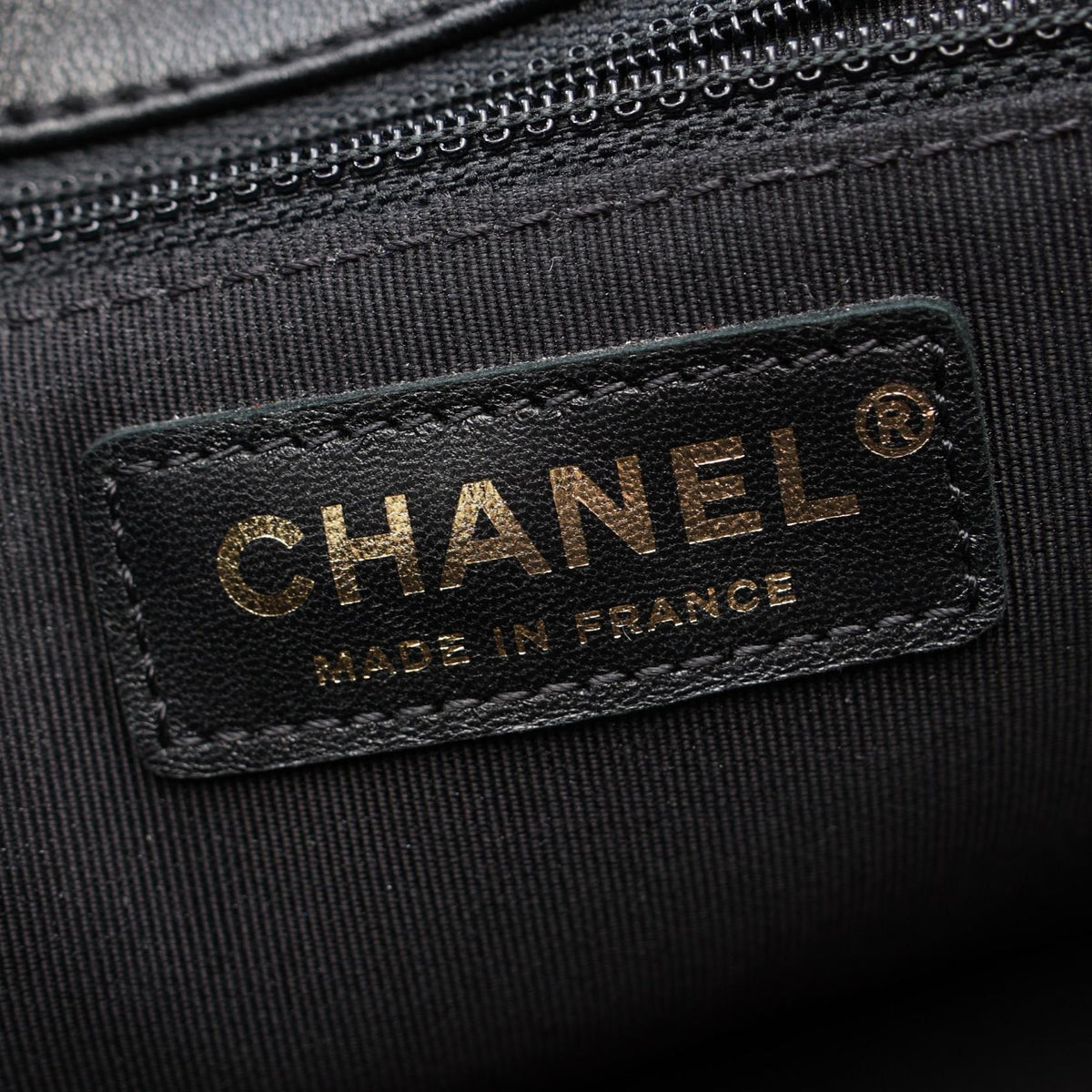 CHANEL Black Matelasse ChainShoulder Lambskin (sheep leather) Fabric 2106800643084
