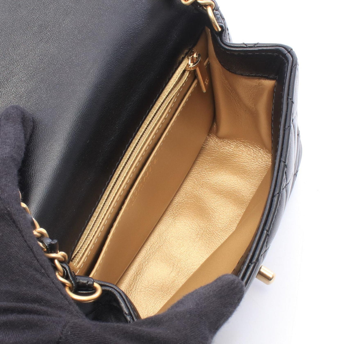 CHANEL Black Mini Matelasse Lambskin (sheep leather) AS1786 2106800644111
