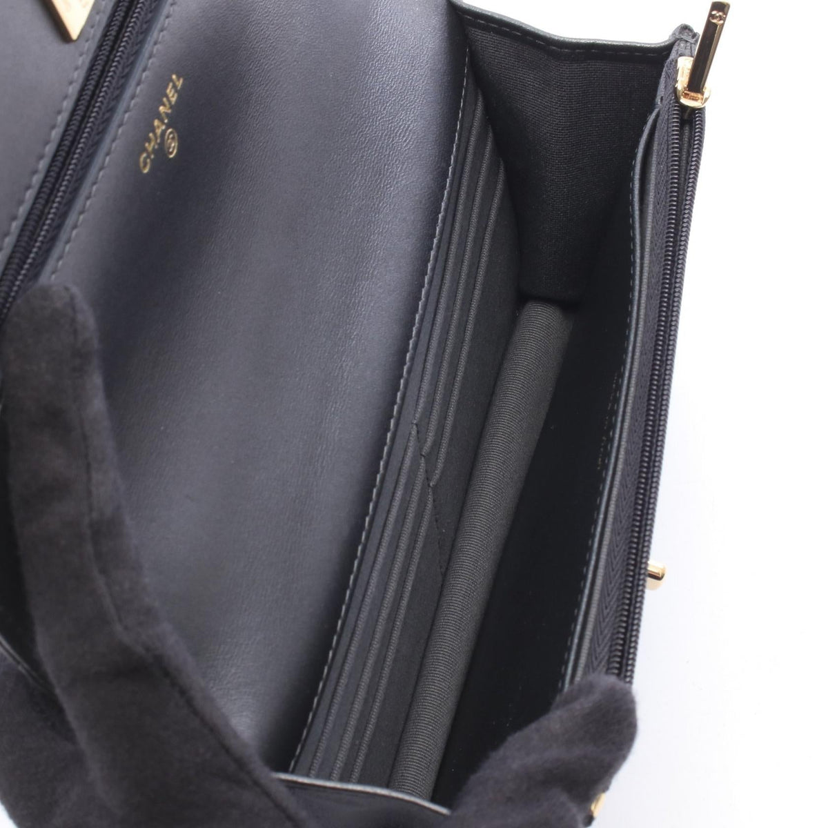 CHANEL Black Matelasse Lambskin (sheep leather) AP4537 2104102539319