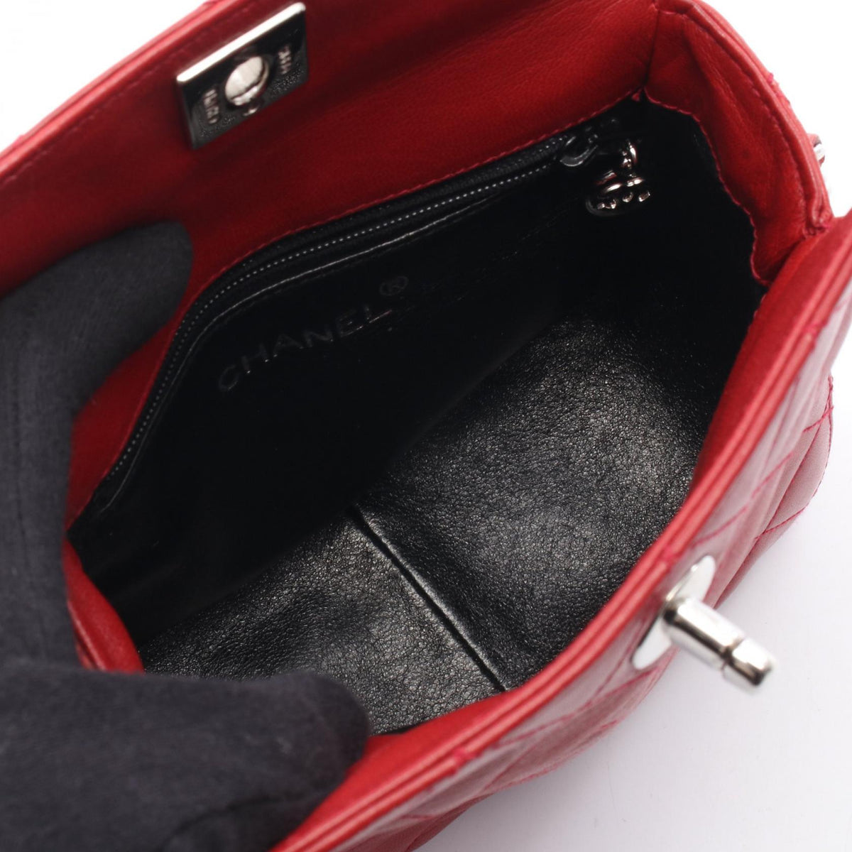 CHANEL Red Matelasse Lambskin (sheep leather) 2101219810386