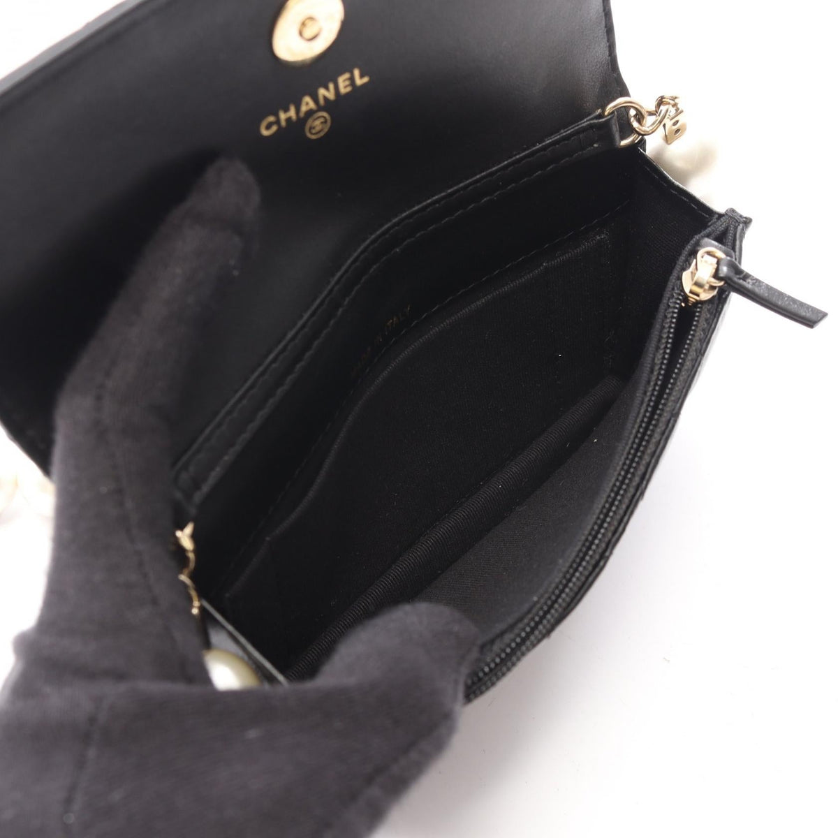CHANEL Black Matelasse Pearl Chain Lambskin (sheep leather) 2101220132194