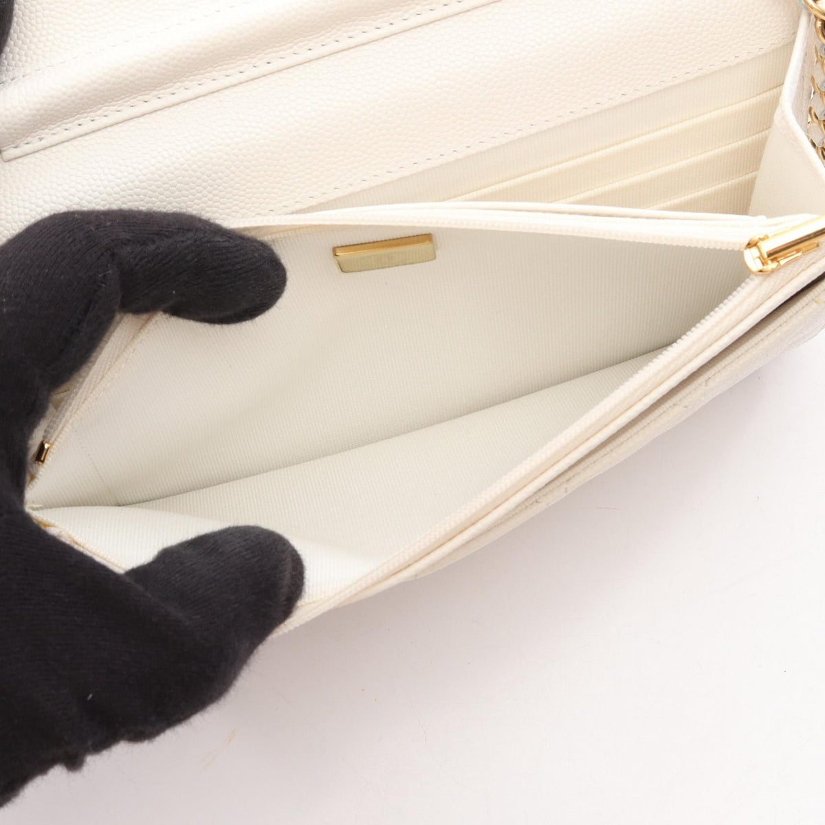 CHANEL White Matelasse Trump Grained Calfskin leather AP3076 2106800643091