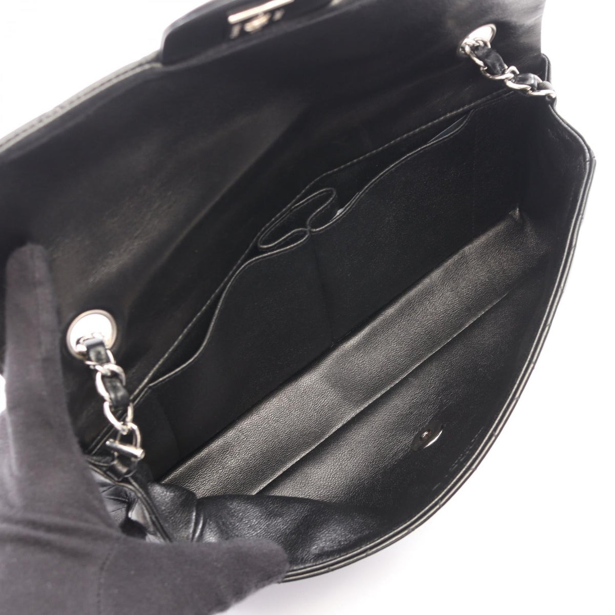 CHANEL Black Matelasse East West Lambskin (sheep leather) 2101220140526