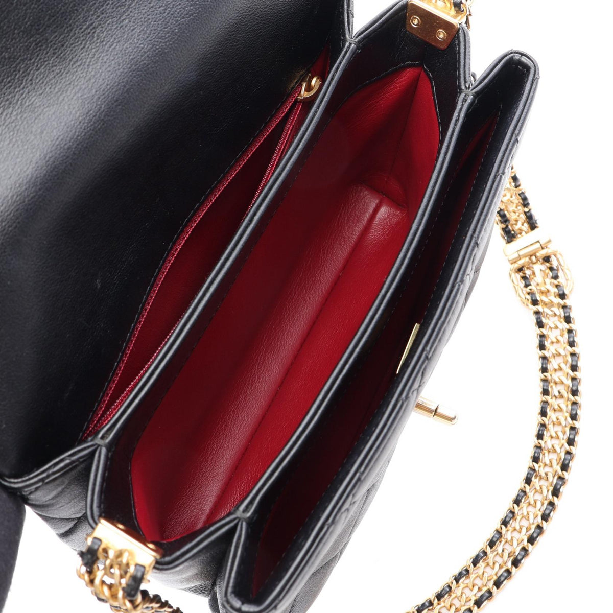 CHANEL Black Matelasse Lambskin (sheep leather) 2101220063382