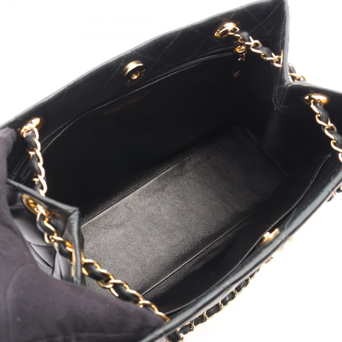 CHANEL Black Matelasse Lambskin (sheep leather) 2101220109837