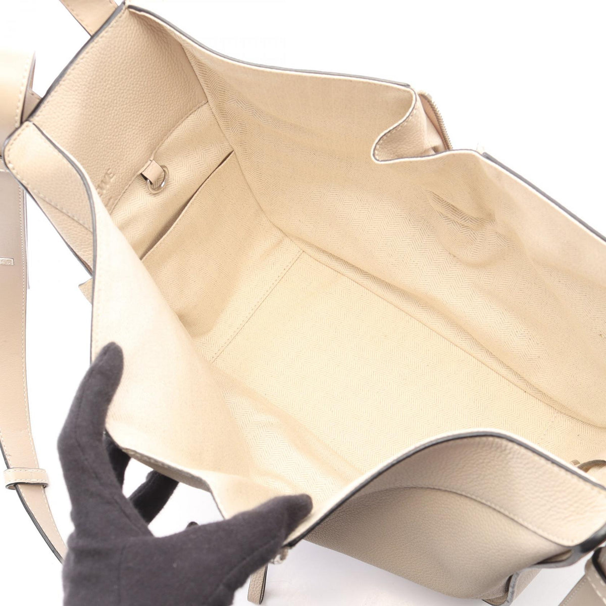LOEWE HAMMOCK SMALL (2-Way Hammock) Handbag Beige leather 2118300094846