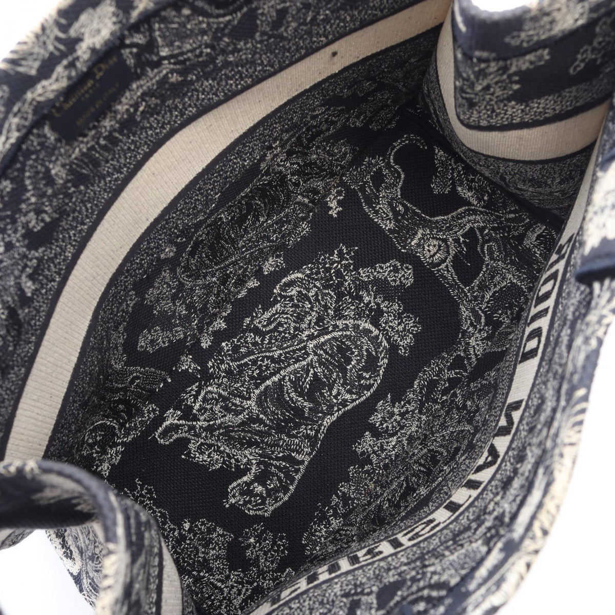 Dior BOOK TOTE Medium Toile de Jouy Tote Bag Navy/White canvas 2101220156589