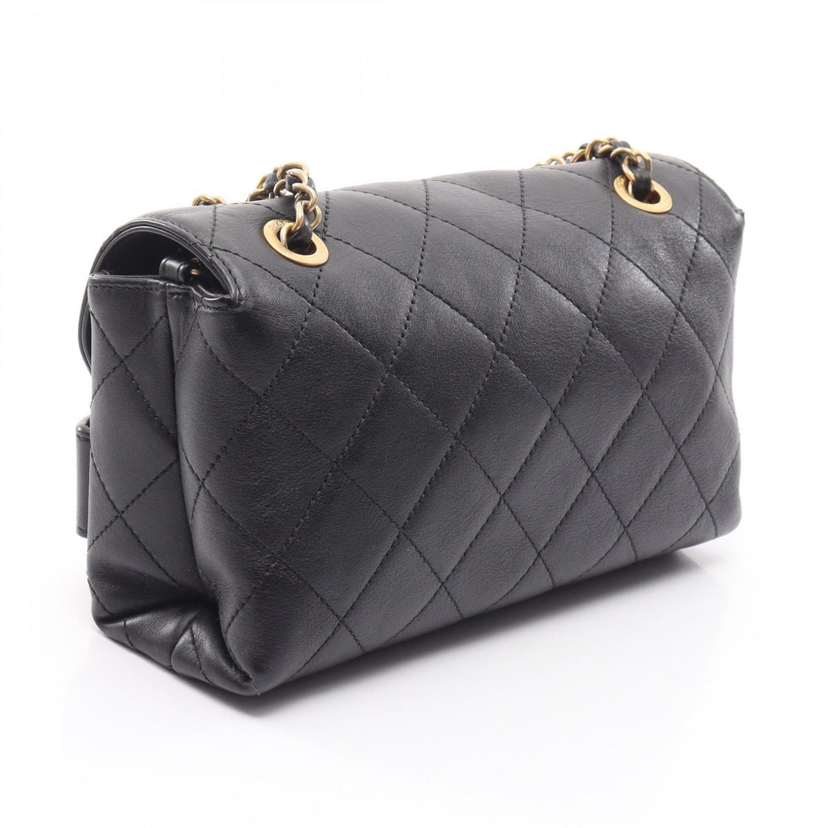 CHANEL Black Matelasse logo Lambskin (sheep leather) 2101220055271