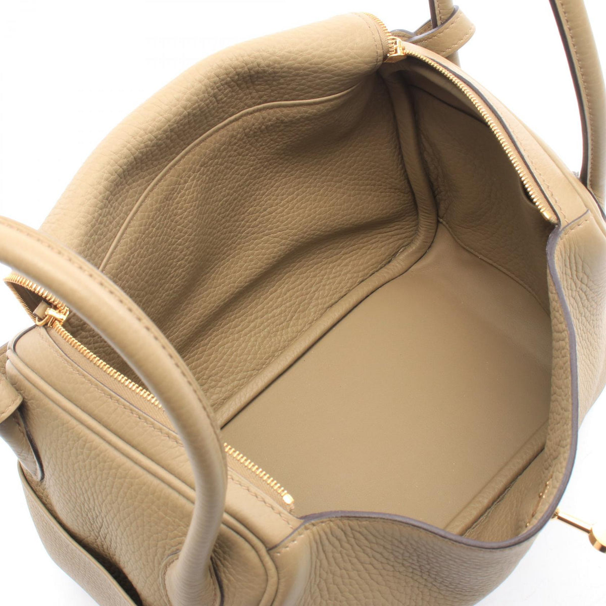 HERMES Lindy 26 Beige Marfa Shoulder BagBeige Beige Beige Taurillon Clemence Other Taurillon Clemence 2104102541527